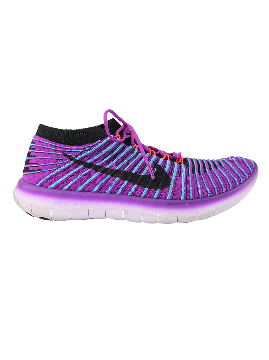 Nike free rn store motion