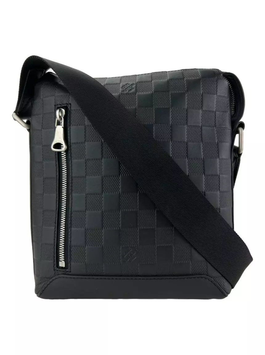 Louis Vuitton Black Damier Infini Discovery Messenger