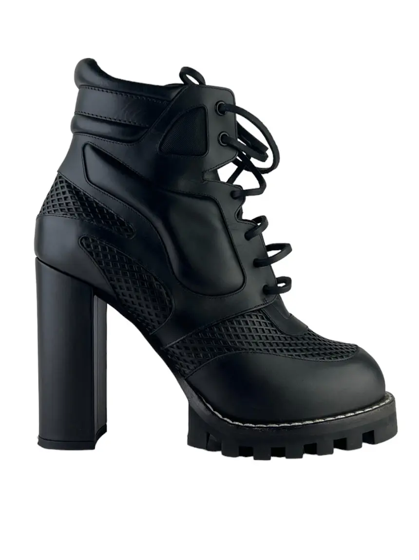 Bota Louis Vuitton Digital Gate Preto - SCZ148 Original | Etiqueta