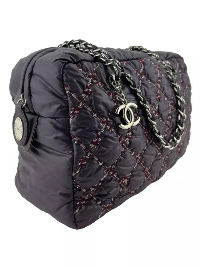 Bolsa com Alça Chanel Nylon Tweed On Stitch Camera Case Bubble Quilted Roxa  Original - PVO22