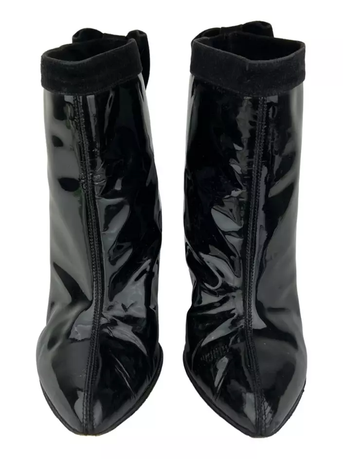 Marc jacobs patent leather best sale ankle boots