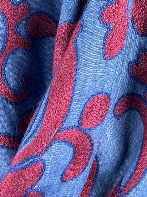 Blusa Batô Batô Bordada Azul