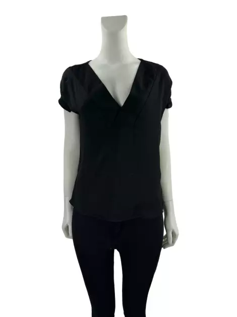 Blusa Lado Basic Lisa Preta