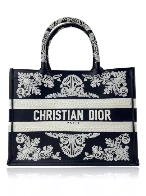 Bolsa com Alça Christian Dior Book Tote Lambskin Embroidered Cornely