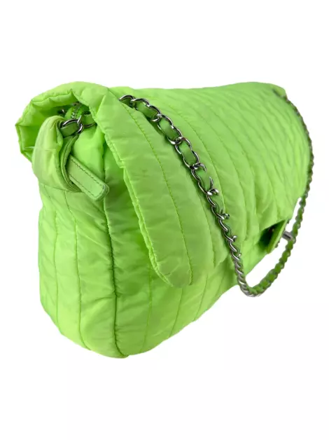 Bolsa Tiracolo Chanel Quilted Nylon Flap Bag Verde