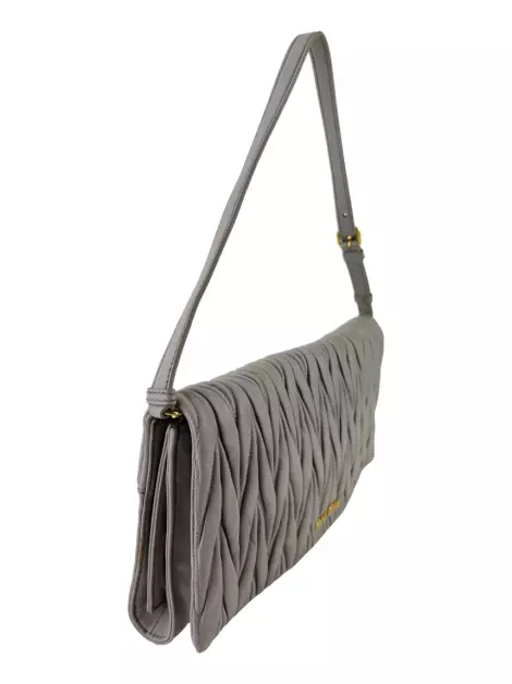 Bolsa Tiracolo Miu Miu Flap Cinza