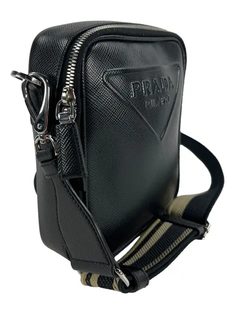 Bolsa Tiracolo Prada Logo Saffiano Preta