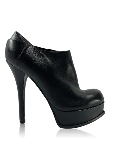 Bota Fendi Couro Preto