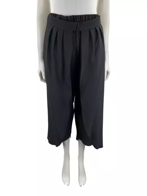 Calça byNV Tecido Preto