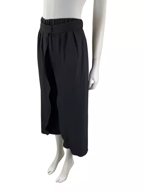 Calça byNV Tecido Preto
