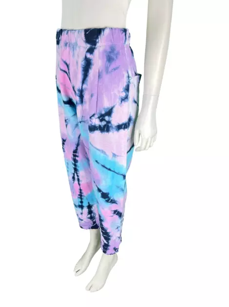 Calça Not Your Basic Denim Tie Dye Lilás
