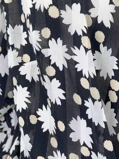 Camisa De Goeye Tecido Preto