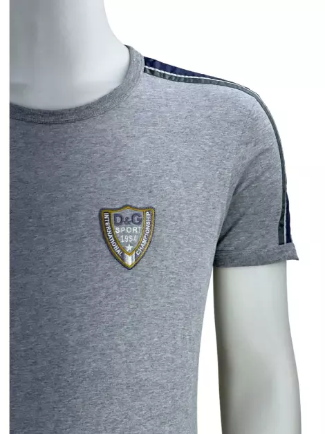 Camiseta D&G Bordada Cinza
