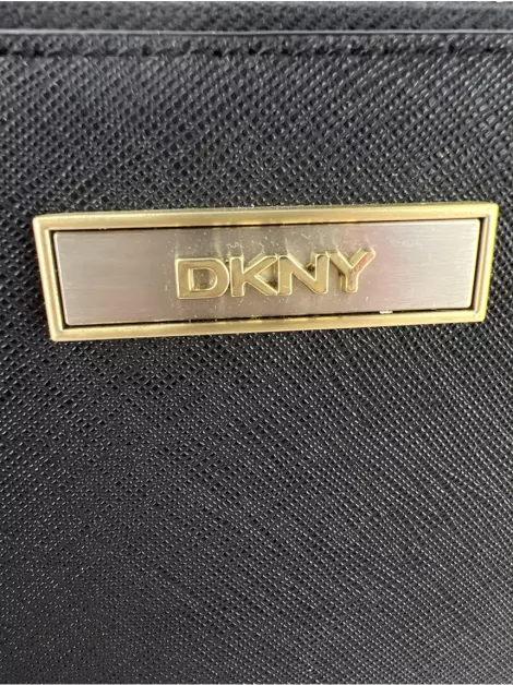 Carteira DKNY Zip Preta