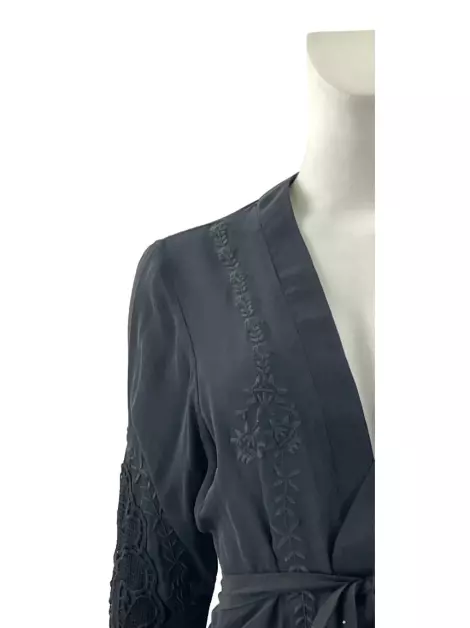 Kimono A. Brand Seda Rendado