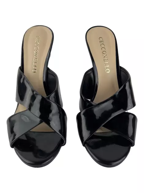 Sapato de Salto Cecconello Verniz Preto