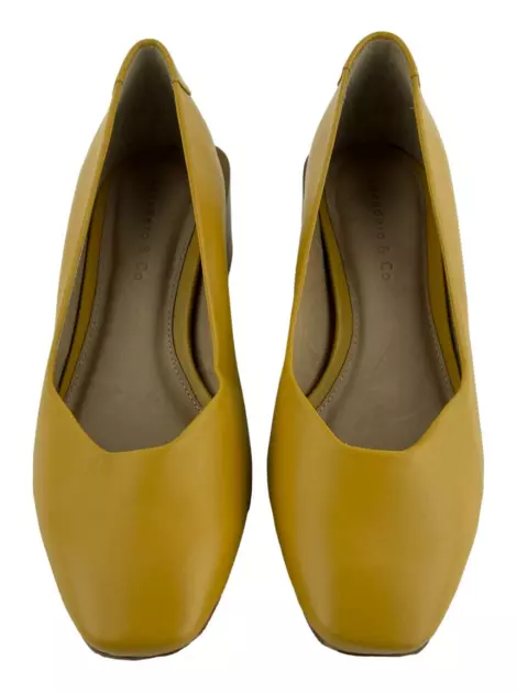 Sapato de Salto Escudero & Co Raya Couro Mostarda