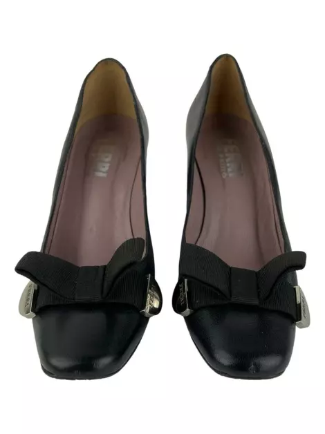 Sapato de Salto Ferri Couro Preto