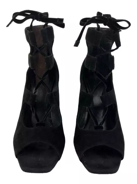 Sapato de Salto Yves Saint Laurent Camurça Preto
