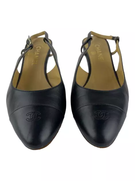 Scarpin Chanel Slingnback Cap Toe CC Preto