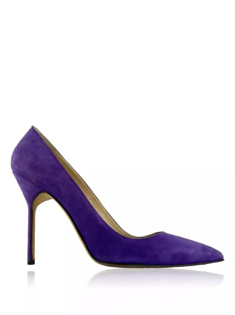 Scarpin Manolo Blahnik Camurça Roxo