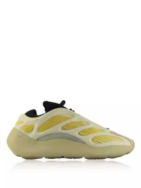Sneaker Adidas X Yeezy 700 V3 Safflower