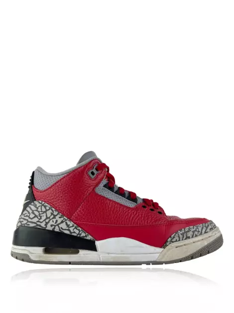 Sneaker Nike Air Jordan 3 Red Unite Collection