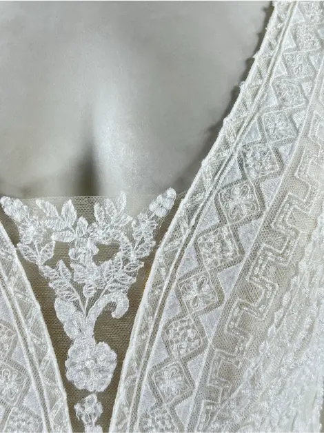 Vestido Rosa Clará Noiva Bordado Off White