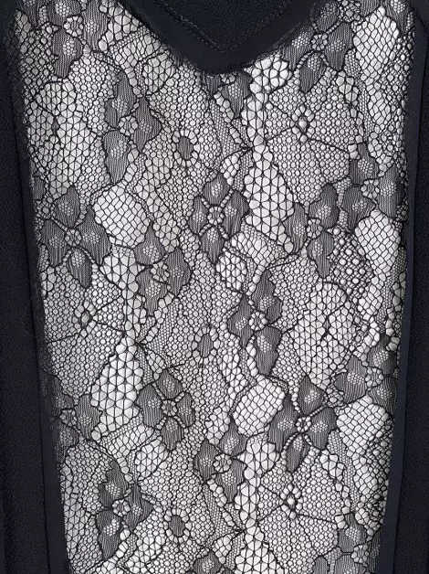 Vestido Sacada Renda Bicolor