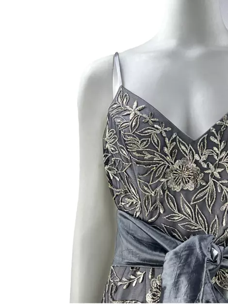Vestido Sue Wong Tecido Cinza