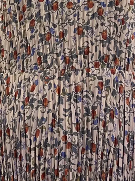 Vestido Vince. Plissado Estampado