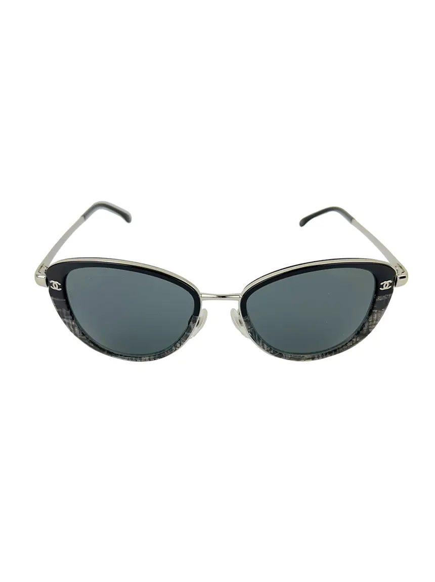 Óculos de Sol Chanel 4183 Gradient Tint CC Preto - CGHS63  display picture 3