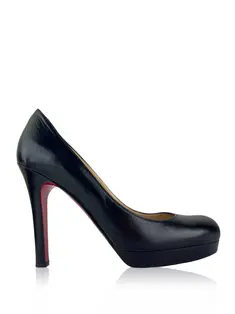 Sapato de Salto Christian Louboutin Pigalle Plato Couro Preto