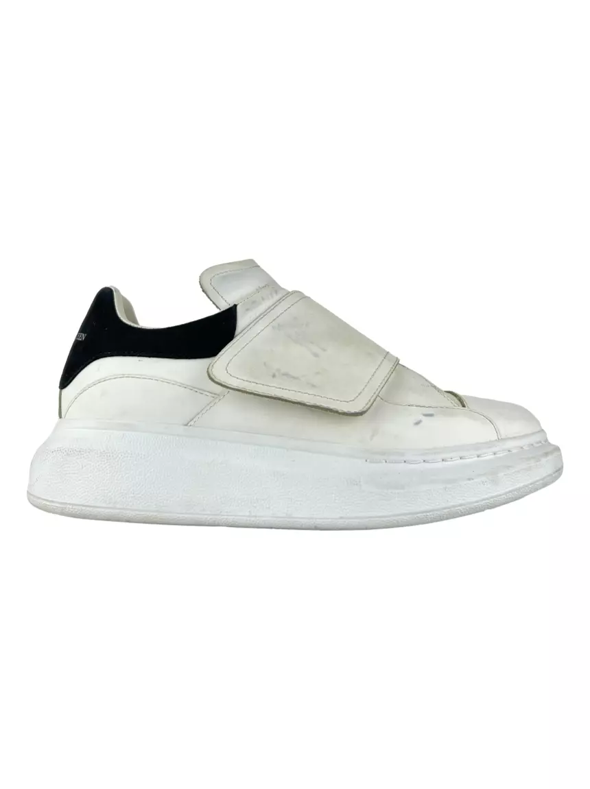Tênis Alexander McQueen Oversized Strap Bicolor - CGYQ2 Original Tênis Alexander McQueen Oversized Strap Bicolor - CGYQ2 Original