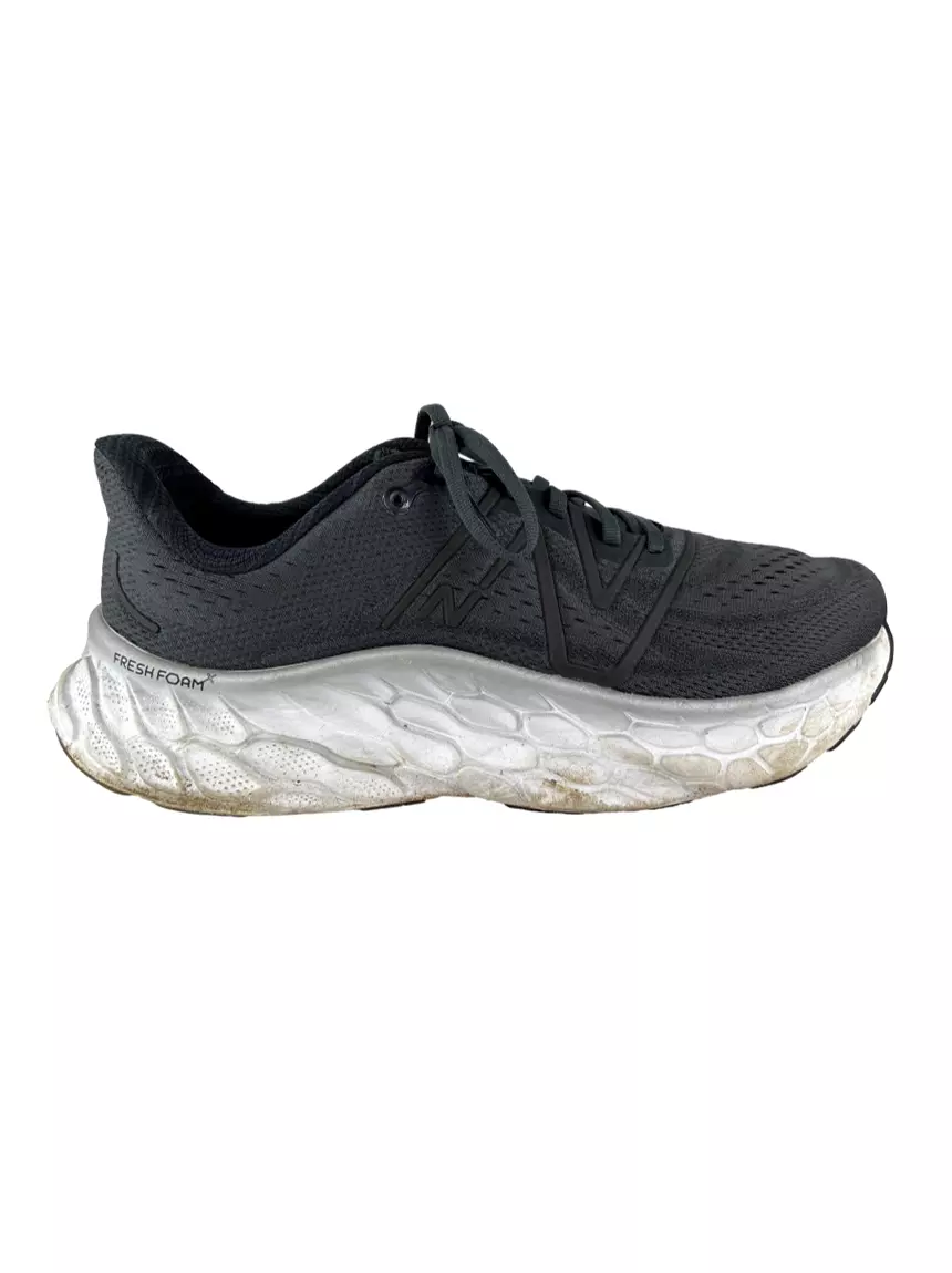 Tênis New Balance Fresh Foam X More V4 Cinza - OAJ298 Tênis New Balance Fresh Foam X More V4 Cinza - OAJ298